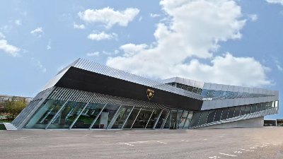 蔚藍鋼構百科：鋼結構汽車4S店建筑的誕生——穩固、美觀、快捷